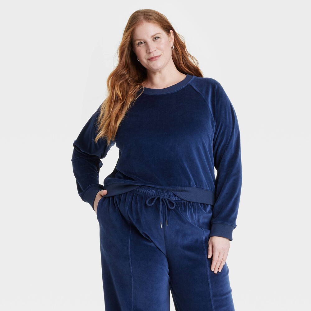 Women's Leisure Studio Velour Pullover Sweatshirt Universal Thread Navy Blue XXL